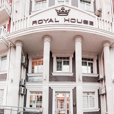 Royal House Apartment Kiev Bagian luar foto