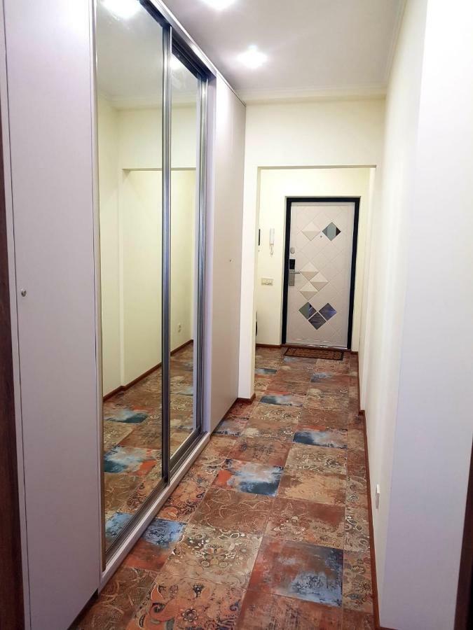 Royal House Apartment Kiev Bagian luar foto