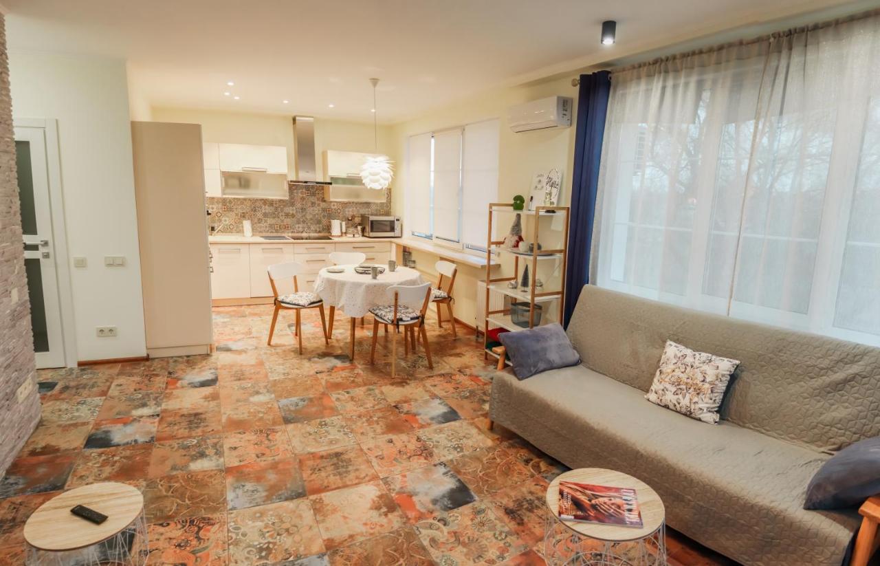 Royal House Apartment Kiev Bagian luar foto